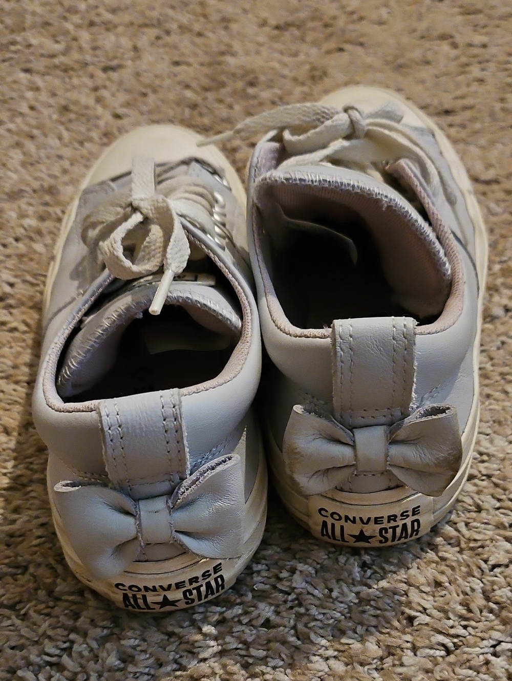 Converse White Leather Low-Top Sneakers with Heel Bow
